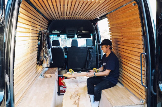 VANLIFE PEOPLE #02｜バンライフ（車中泊）＆スプリンター｜LUGH公式