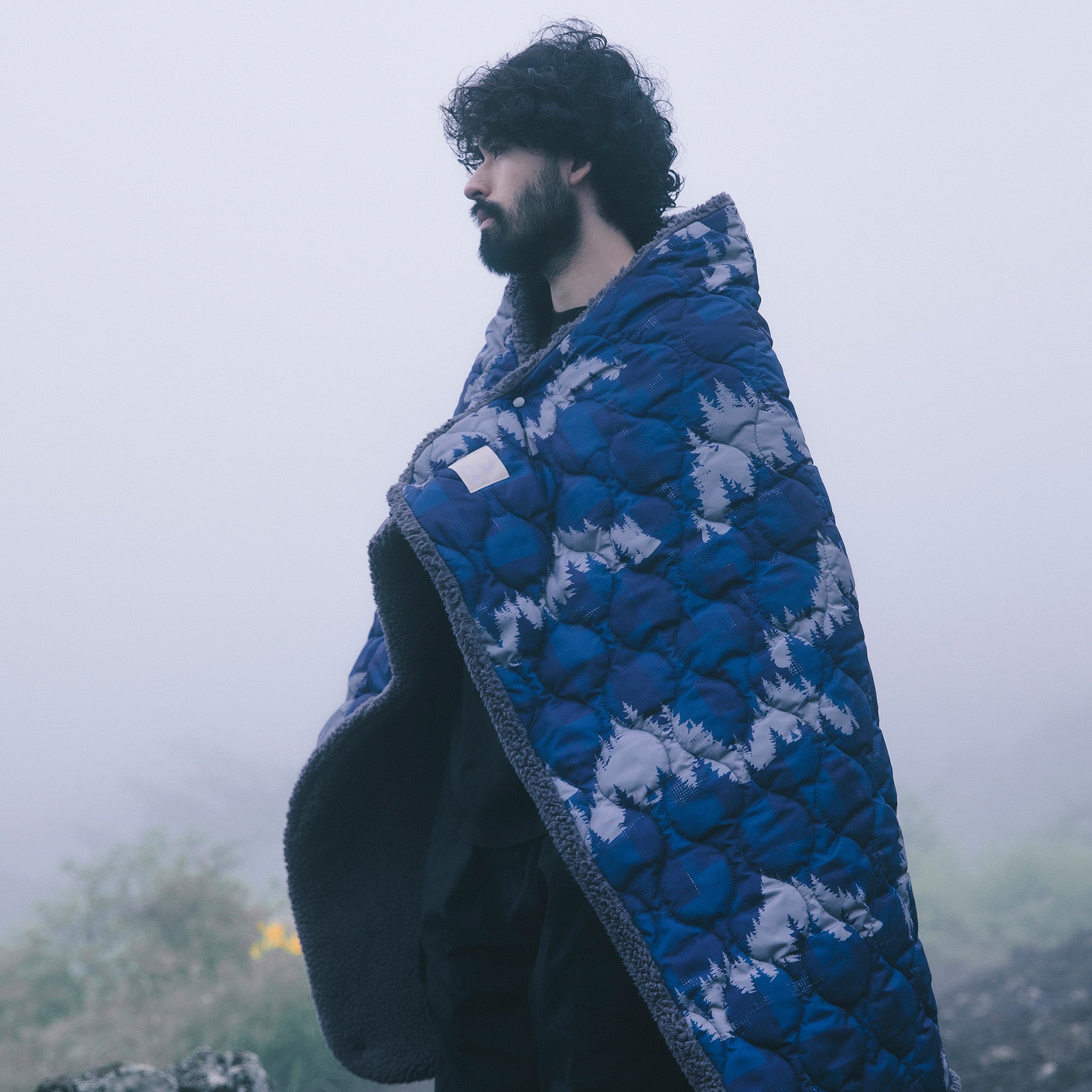 2025 LUGH 魔法瓶ブランケットEDGE Sサイズ (新6層/ W発熱)