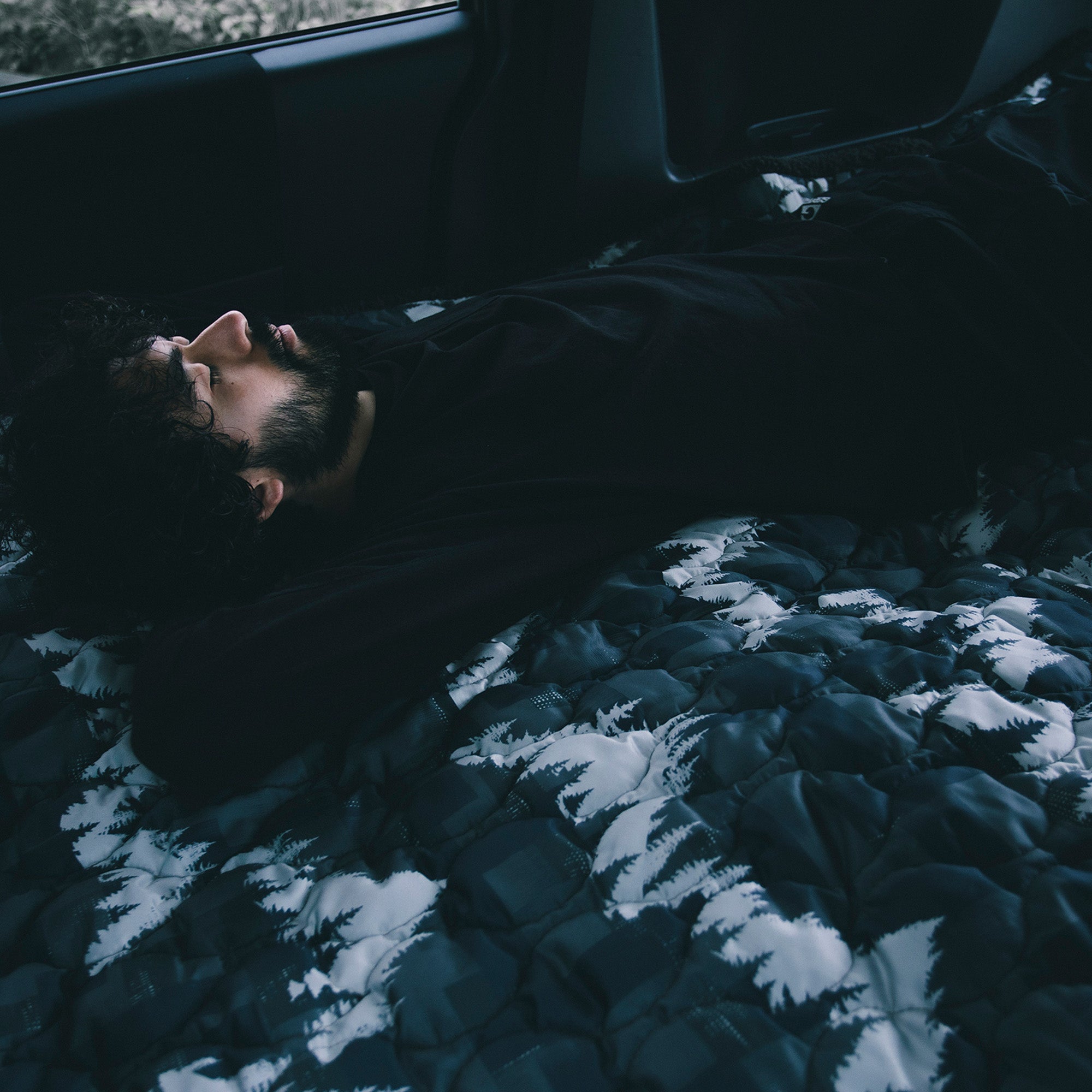 2025 LUGH 魔法瓶ブランケットEDGE Lサイズ (新6層/ W発熱)