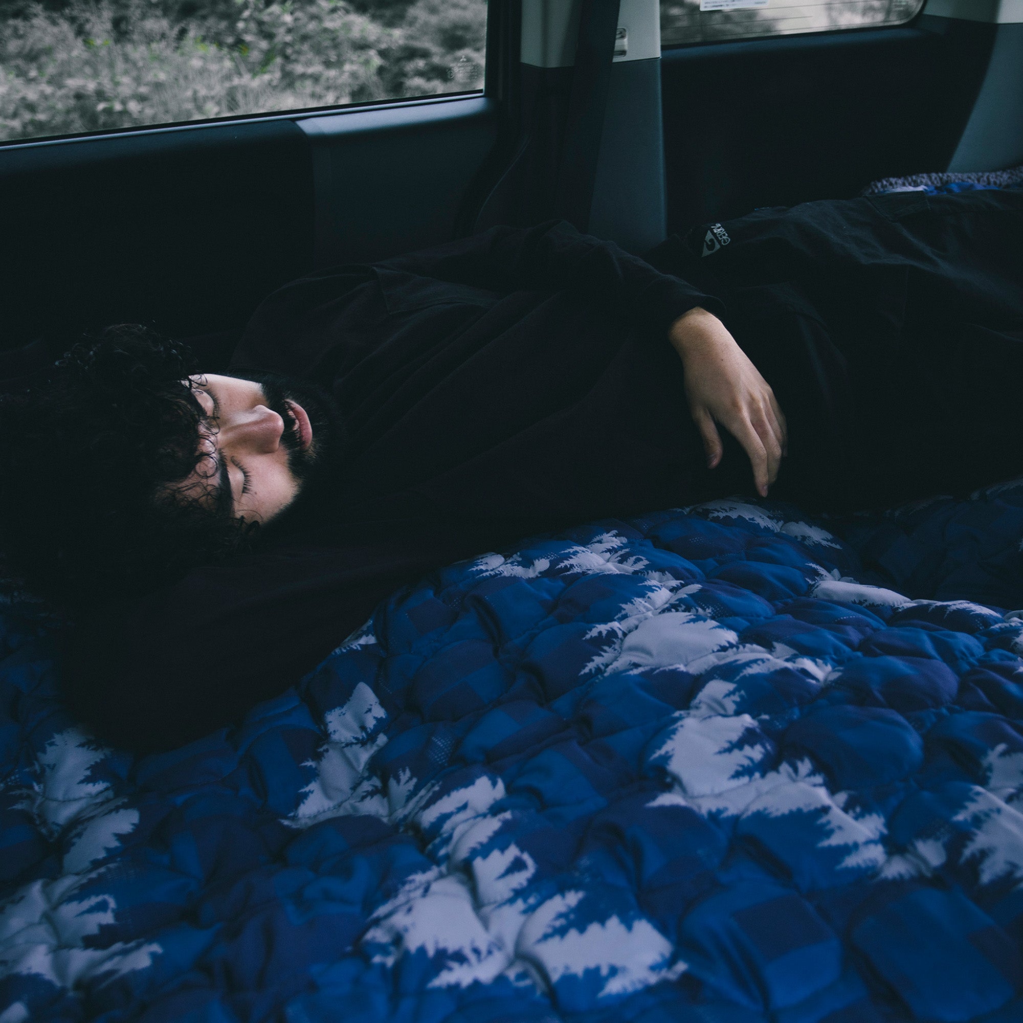 2025 LUGH 魔法瓶ブランケットEDGE Lサイズ (新6層/ W発熱)