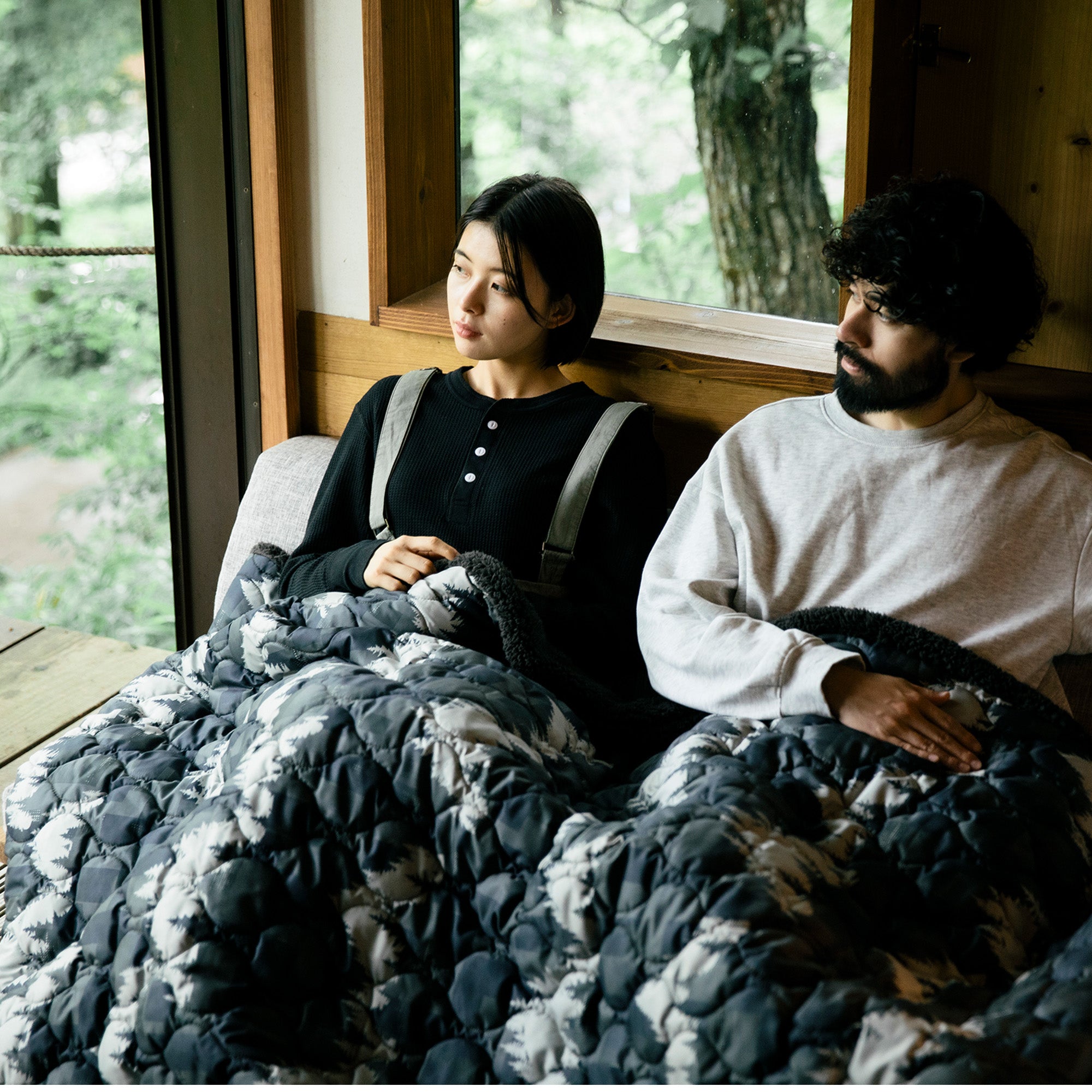 2025 LUGH 魔法瓶ブランケットEDGE Lサイズ (新6層/ W発熱)