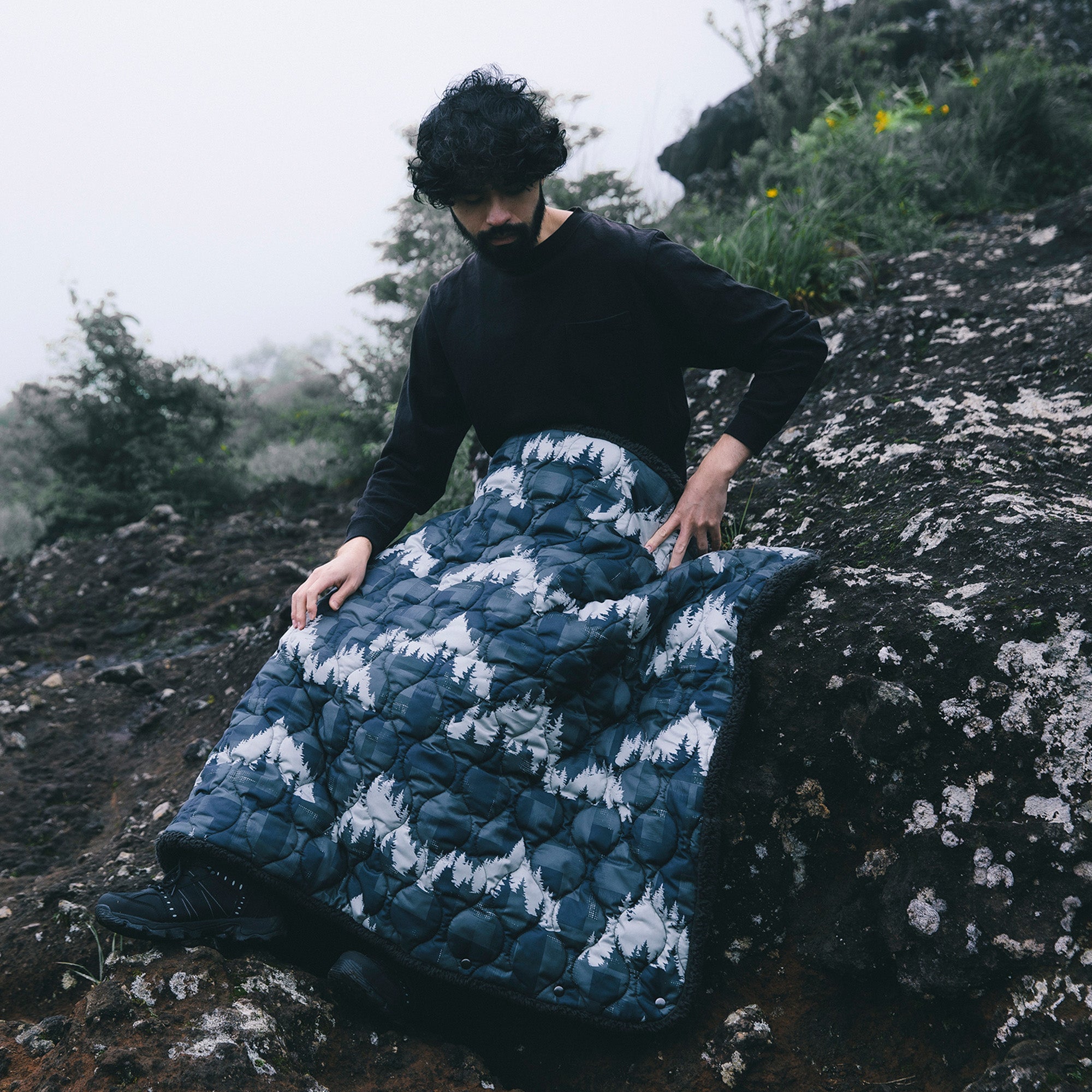 2025 LUGH 魔法瓶ブランケットEDGE Sサイズ (新6層/ W発熱)